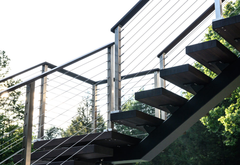 Cable railing with stainless steel posts